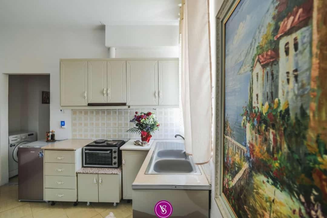 Vila Stupende Apartment Sarande Phòng bức ảnh