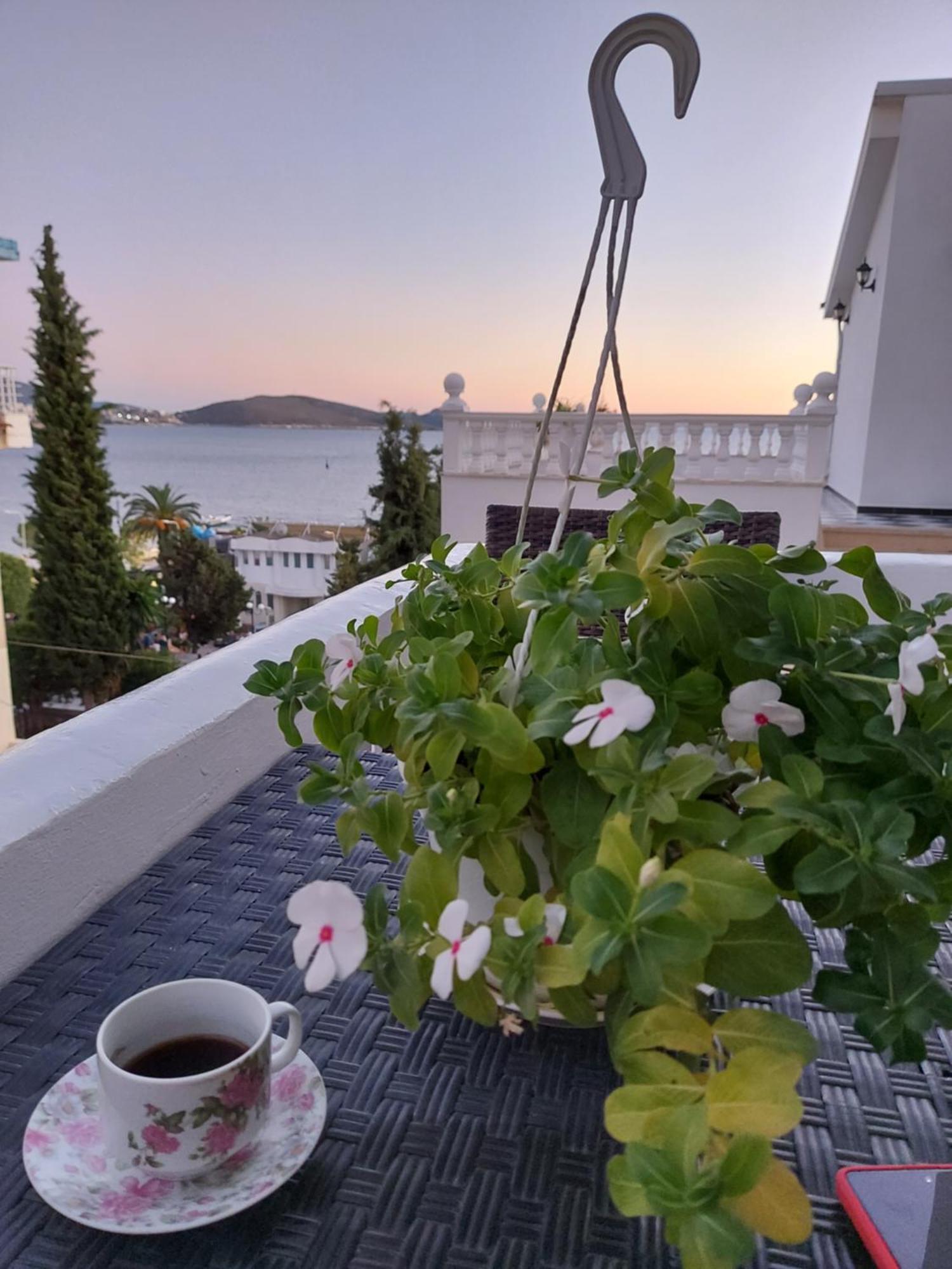 Vila Stupende Apartment Sarande Phòng bức ảnh