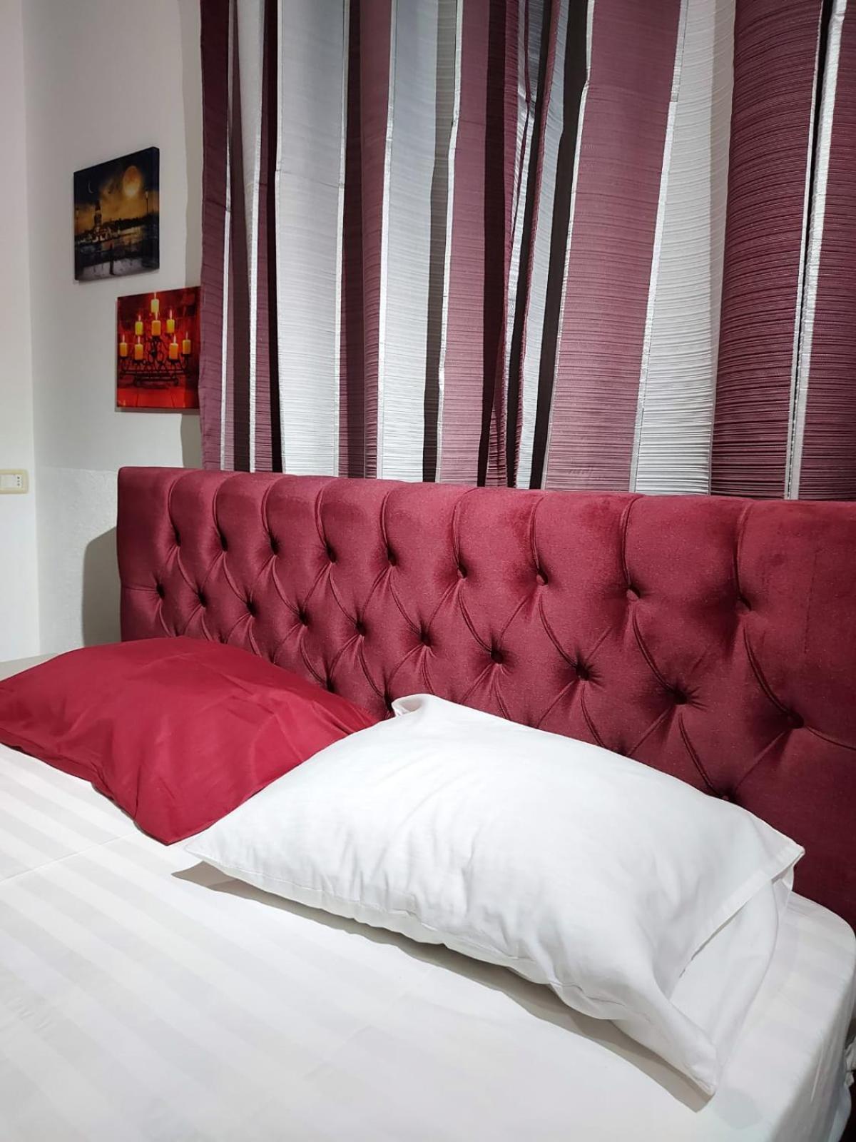 Vila Stupende Apartment Sarande Phòng bức ảnh