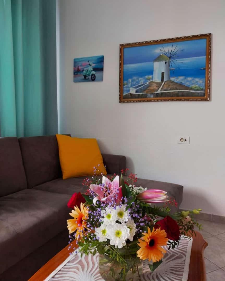 Vila Stupende Apartment Sarande Phòng bức ảnh
