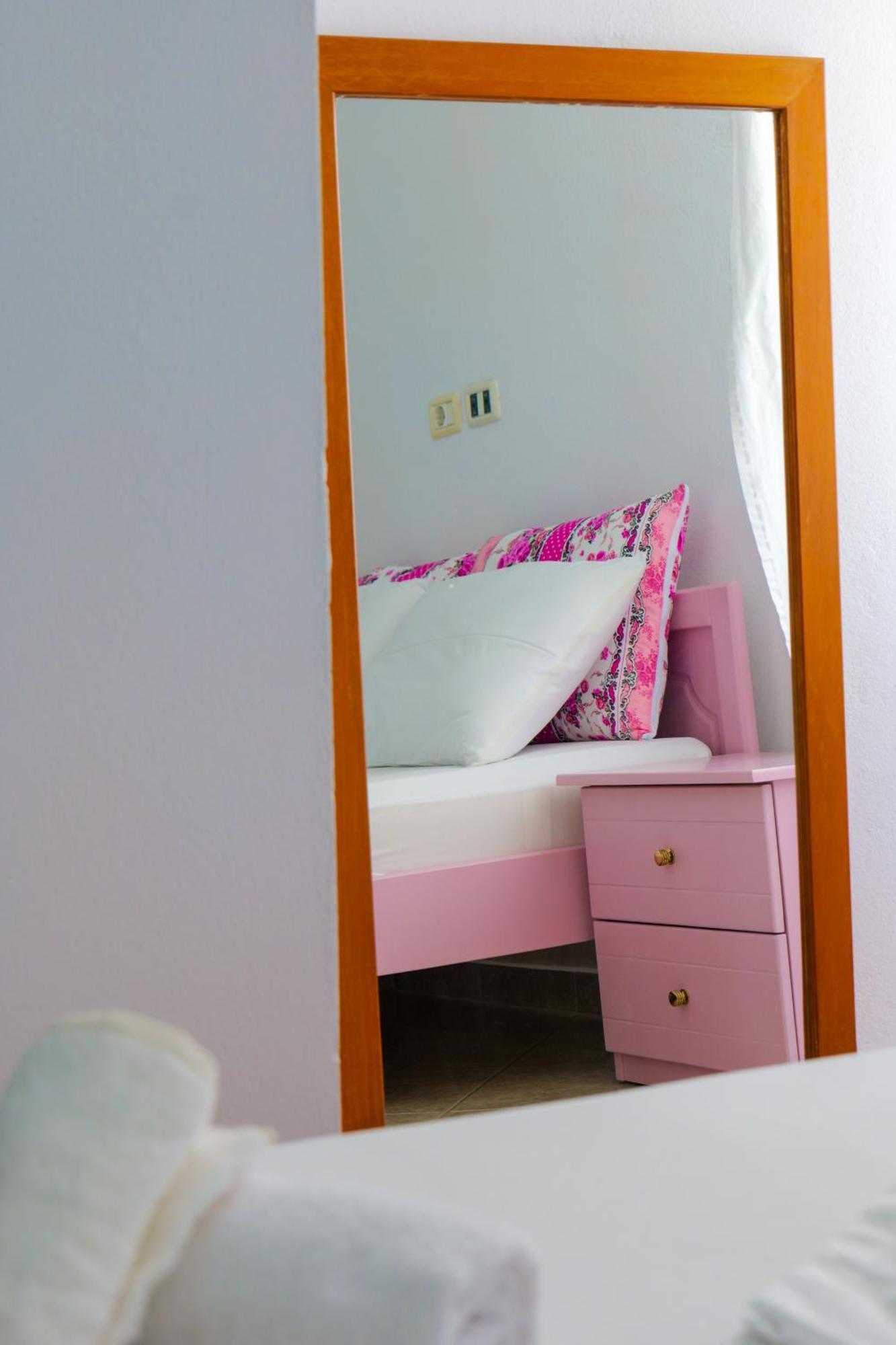 Vila Stupende Apartment Sarande Phòng bức ảnh