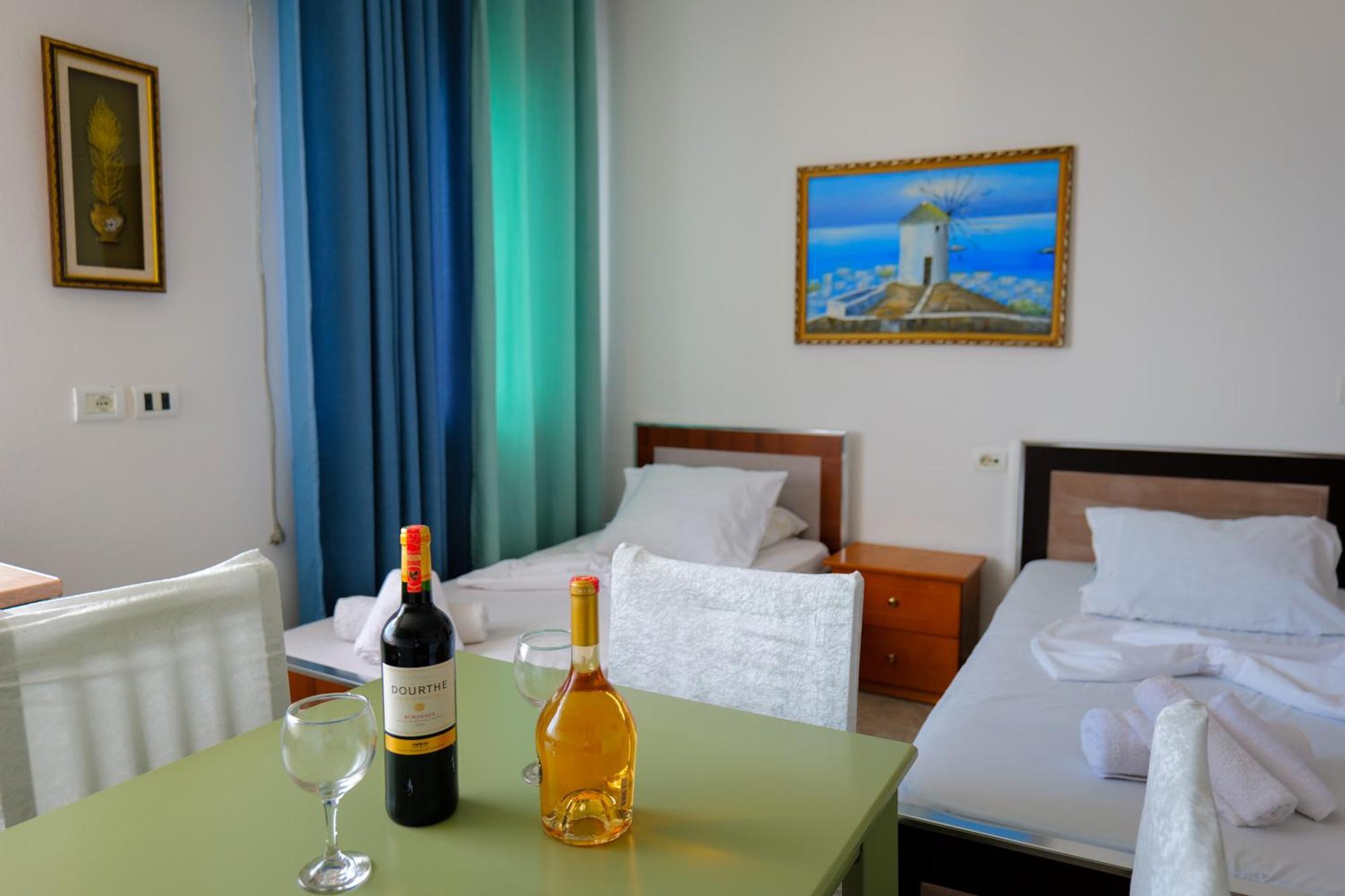 Vila Stupende Apartment Sarande Phòng bức ảnh