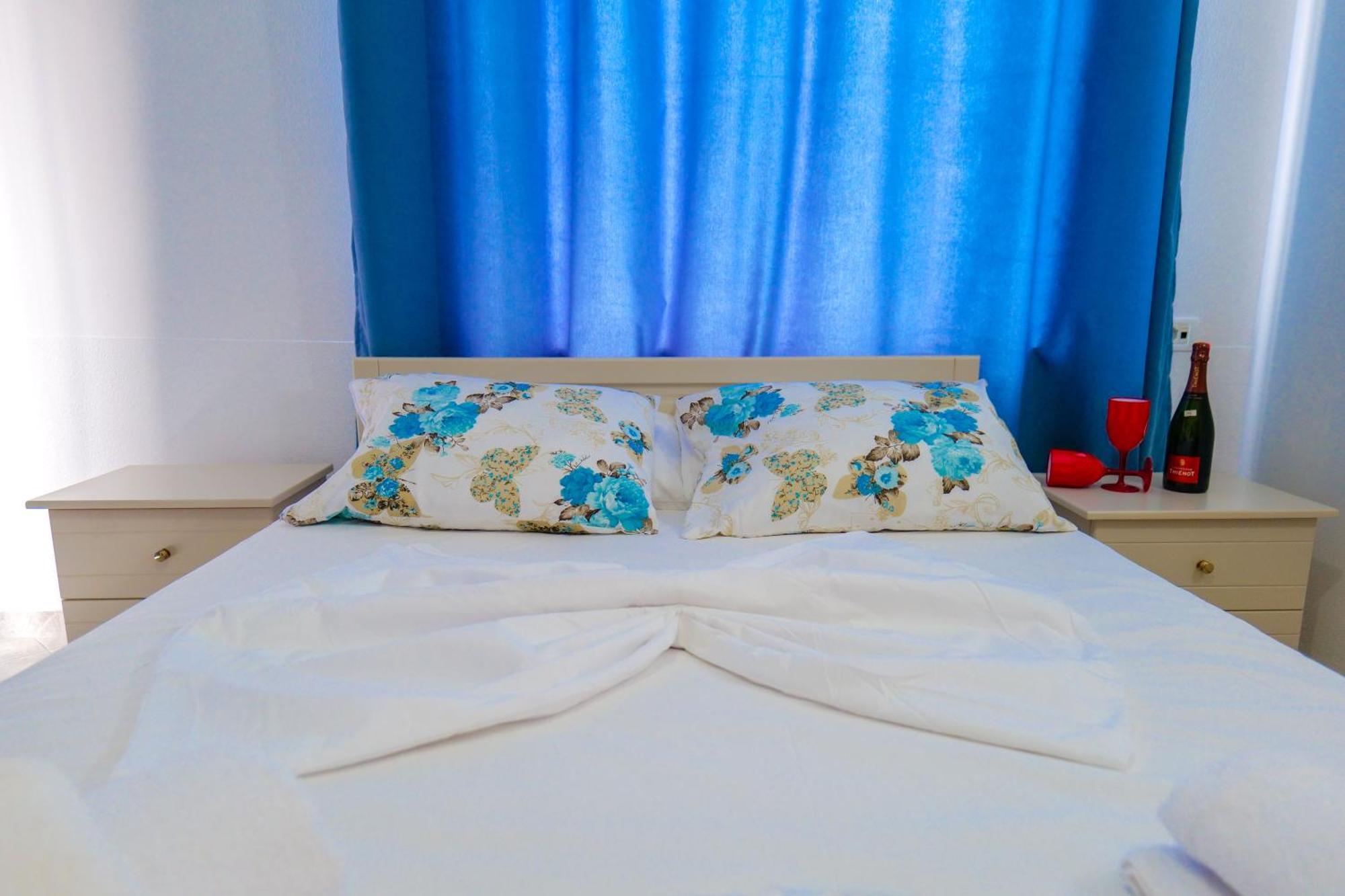 Vila Stupende Apartment Sarande Phòng bức ảnh